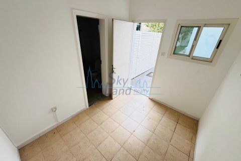 Βίλα σε Jumeirah, Dubai, ΗΑΕ 4 υπνοδωμάτια, 325.2 τ.μ. Αρ. 650556 - φωτογραφία 11