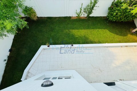 Βίλα σε Jumeirah, Dubai, ΗΑΕ 4 υπνοδωμάτια, 325.2 τ.μ. Αρ. 650556 - φωτογραφία 31