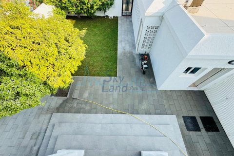 Βίλα σε Jumeirah, Dubai, ΗΑΕ 4 υπνοδωμάτια, 325.2 τ.μ. Αρ. 650556 - φωτογραφία 30