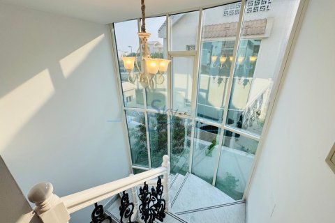 Βίλα σε Jumeirah, Dubai, ΗΑΕ 4 υπνοδωμάτια, 325.2 τ.μ. Αρ. 650556 - φωτογραφία 28