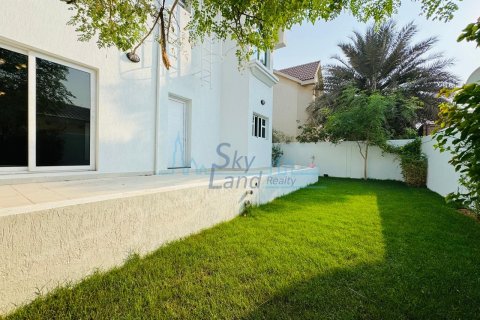 Βίλα σε Jumeirah, Dubai, ΗΑΕ 4 υπνοδωμάτια, 325.2 τ.μ. Αρ. 650556 - φωτογραφία 19