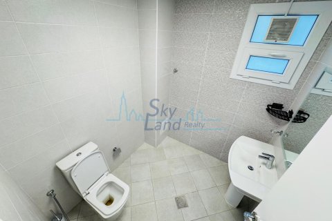 Βίλα σε Jumeirah, Dubai, ΗΑΕ 4 υπνοδωμάτια, 325.2 τ.μ. Αρ. 650556 - φωτογραφία 12