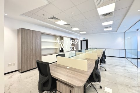Снять в аренду офис в Бизнес-Бэй, Дубай, ОАЭ 248м2, № 711055 - фото 5