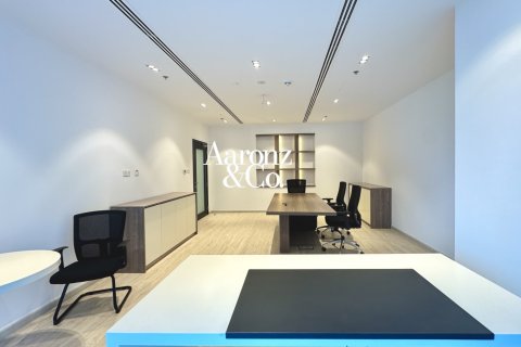 Снять в аренду офис в Бизнес-Бэй, Дубай, ОАЭ 248м2, № 711055 - фото 13