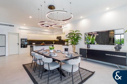 Willa do wynajęcia w Palm Jumeirah, Dubai, ZEA 6 sypialnie, 622 mkw., nr 668441 - zdjęcie 4