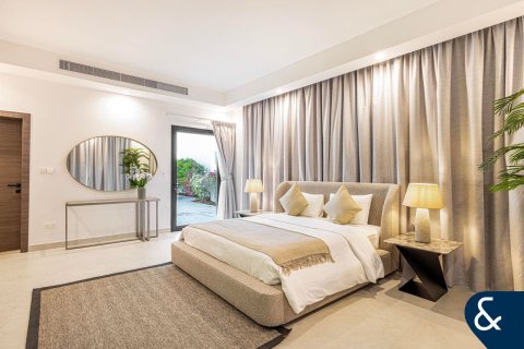 Willa do wynajęcia w Palm Jumeirah, Dubai, ZEA 6 sypialnie, 622 mkw., nr 668441 - zdjęcie 17