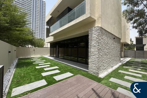 Üürile anda villa asukohaga DAMAC Hills (Akoya by DAMAC), Dubai, AÜE: 5 magamistoaga, 478 m² Nr 668438 - pilt 1