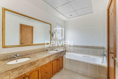 Villa à louer à Arabian Ranches, Dubai, EAU 5 chambres, 633.51 m2 № 745393 - photo 26