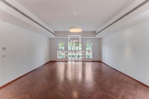 Villa à louer à Arabian Ranches, Dubai, EAU 5 chambres, 633.51 m2 № 745393 - photo 3