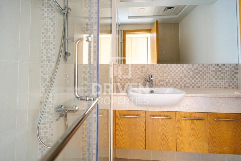 Downtown Dubai (Downtown Burj Dubai), Dubai, UAE의 임대용 아파트 침실 2개, 119.66제곱미터 번호 745396 - 사진 10