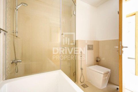 Downtown Dubai (Downtown Burj Dubai), Dubai, UAE의 임대용 아파트 침실 2개, 119.66제곱미터 번호 745396 - 사진 8