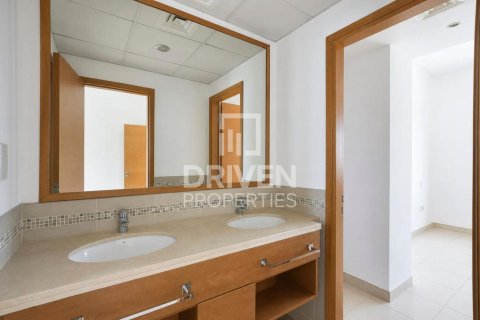 Villa zur Miete in Reem, Dubai, VAE 3 Schlafzimmer, 201.6 m2 Nr. 765703 - Foto 17