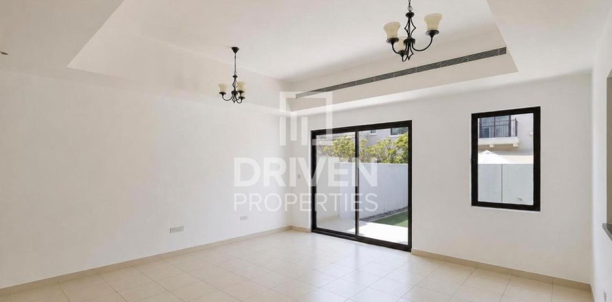 Villa in Reem, Dubai, VAE: 3 Schlafzimmer, 201.6 m2 Nr. 765703