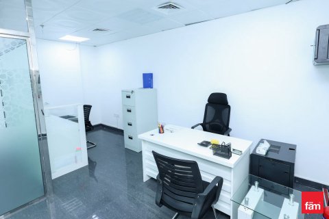 Oficiu de închiriat în Business Bay, Dubai, EAU 92 mp.  №687629 - poză 6