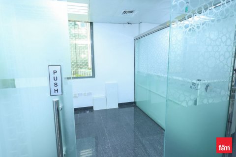 Oficiu de închiriat în Business Bay, Dubai, EAU 92 mp.  №687629 - poză 8