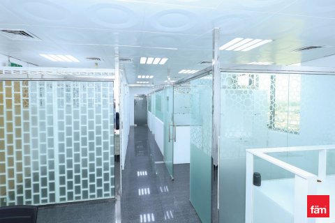 Oficiu de închiriat în Business Bay, Dubai, EAU 92 mp.  №687629 - poză 15