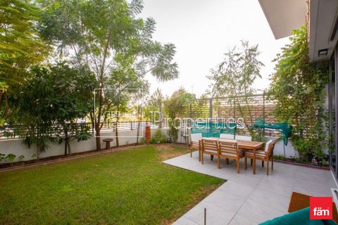 Shtëpi në qytet në Dubai, Emiratet e Bashkuara Arabe 2 dhoma gjumi, 239.1 m2. № 687624 - Foto 14