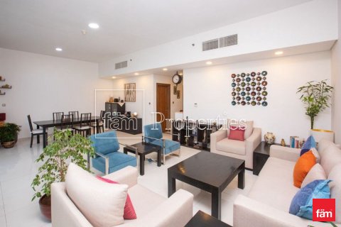 Shtëpi në qytet në Dubai, Emiratet e Bashkuara Arabe 2 dhoma gjumi, 239.1 m2. № 687624 - Foto 7