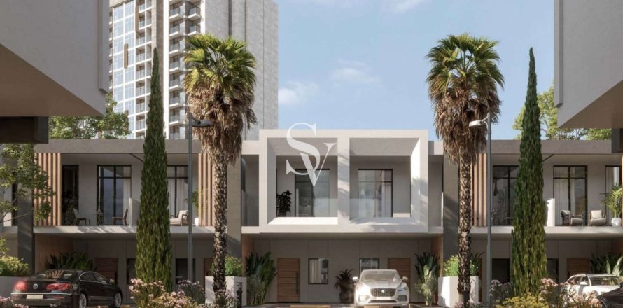 Dubai Investment Park、Dubai、UAEにあるタウンハウス 4ベッドルーム、108 m2 No701634