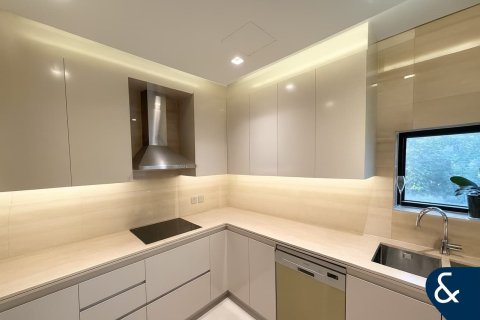 Városi lakóépület itt: DAMAC Hills (Akoya by DAMAC), Dubai, EAE, 5 hálószoba, 247 m², azonosító: 685005 - fénykép 3