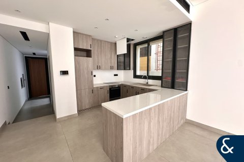 Villetta a schiera in vendita a Jumeirah Village Circle, Dubai, EAU 4 camere da letto, 212 mq. № 685003 - foto 5