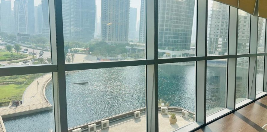 Dubai、UAEにあるオフィス 81.3 m2 No661731