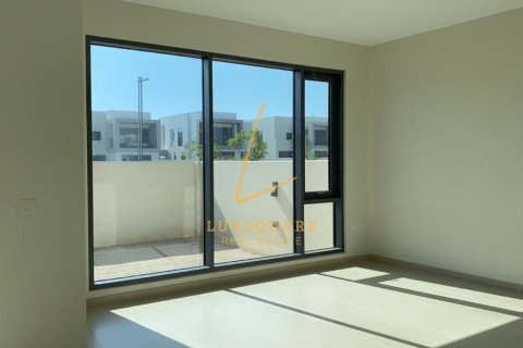 Villa i Dubai Hills Estate, Dubai, UAE 4 soveværelser, 284 kvm № 681165