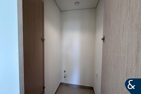 Dubai, संयुक्त अरब अमीरात में अपार्टमेंट, 2 बेडरूम, 113 वर्ग मीटर, संख्या 698413 - फ़ोटो 4