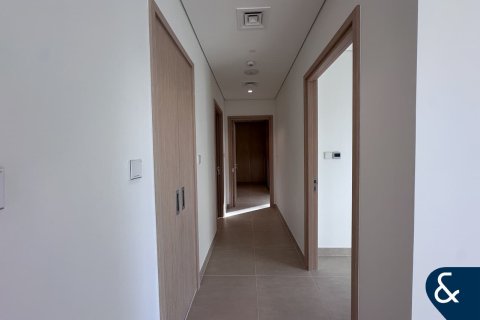 Dubai, संयुक्त अरब अमीरात में अपार्टमेंट, 2 बेडरूम, 113 वर्ग मीटर, संख्या 698413 - फ़ोटो 3