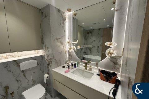 Lägenhet till försäljning i Dubai Marina, Dubai, UAE 2 sovrum, 111 kvm Nr. 698410 - fotografi 7