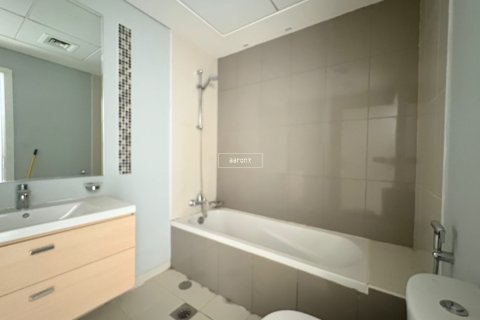 Dubai, BAE’de kiralık daire 2 yatak odası, 134.9 m&sup2; No 634049 - fotoğraf 11
