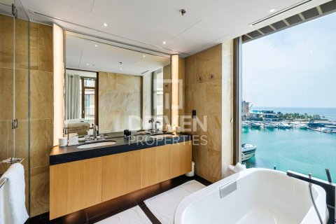 Appartamento in affitto a Jumeirah, Dubai, EAU 2 camere da letto, 180 mq. № 684154 - foto 7