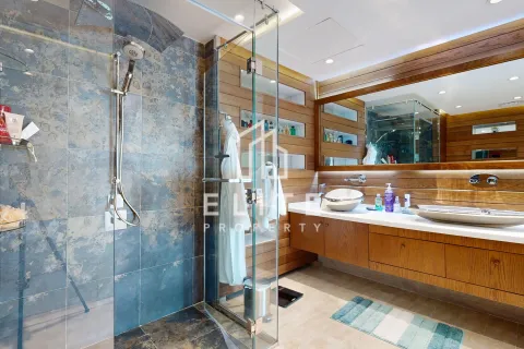 Apartment in Dubai, UAE 3 bedrooms, 168 sq.m. № 640665 - photo 15