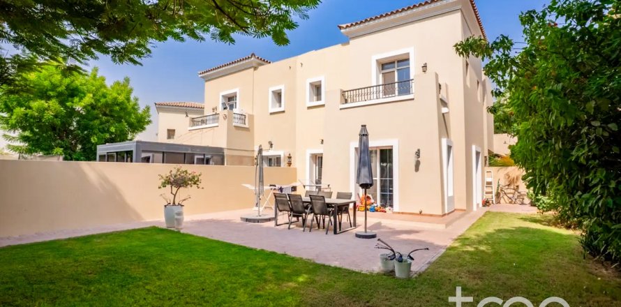 Radhus i Arabian Ranches, Dubai, UAE 3 sovrum, 226.31 kvm Nr. 733937