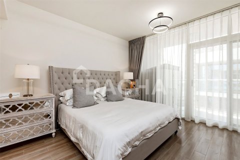 Maison de ville à vendre à Dubai Land, Dubai, EAU 4 chambres, 198 m2 № 752093 - photo 14
