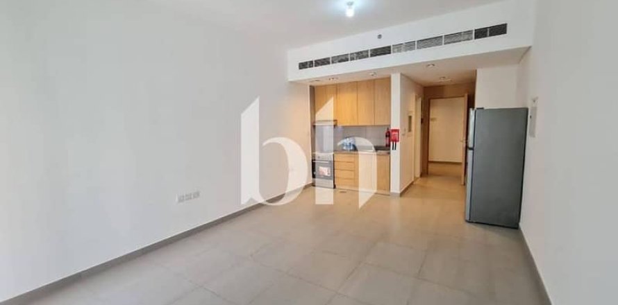 Appartamento a Muwaileh, Sharjah, EAU 45 mq. № 730554