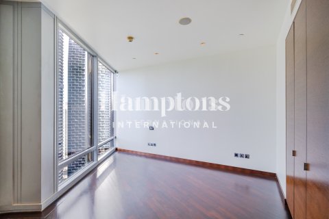 Apartament në Burj Khalifa, Dubai, Emiratet e Bashkuara Arabe 1 dhomë gjumi, 102.37910600 m2. № 720075 - Foto 7