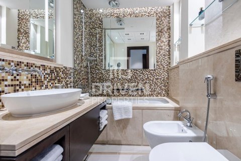 Apartment til leje i Downtown Dubai (Downtown Burj Dubai), Dubai, UAE 1 soveværelse, 69 kvm № 655381 - foto 9