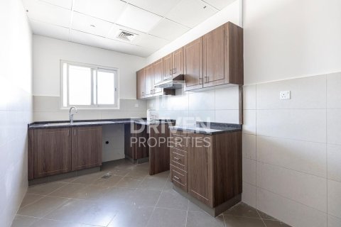 Apartmen di Al Satwa, Dubai, UAE 2 bilik tidur, 118 meter persegi № 655382 - foto 9