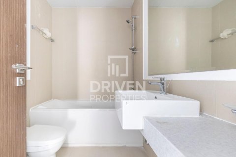 Apartmen di Al Satwa, Dubai, UAE 2 bilik tidur, 118 meter persegi № 655382 - foto 10