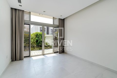 Villa zur Miete in Mohammed Bin Rashid City, Dubai, VAE 4 Schlafzimmer, 726 m2 Nr. 655385 - Foto 3