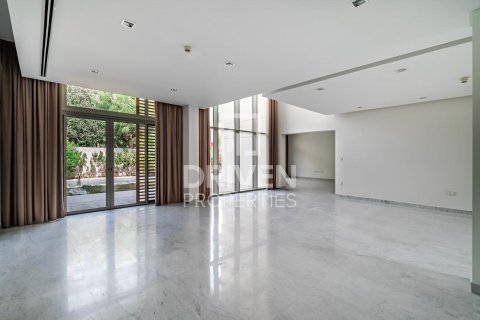Villa zur Miete in Mohammed Bin Rashid City, Dubai, VAE 4 Schlafzimmer, 726 m2 Nr. 655385 - Foto 2