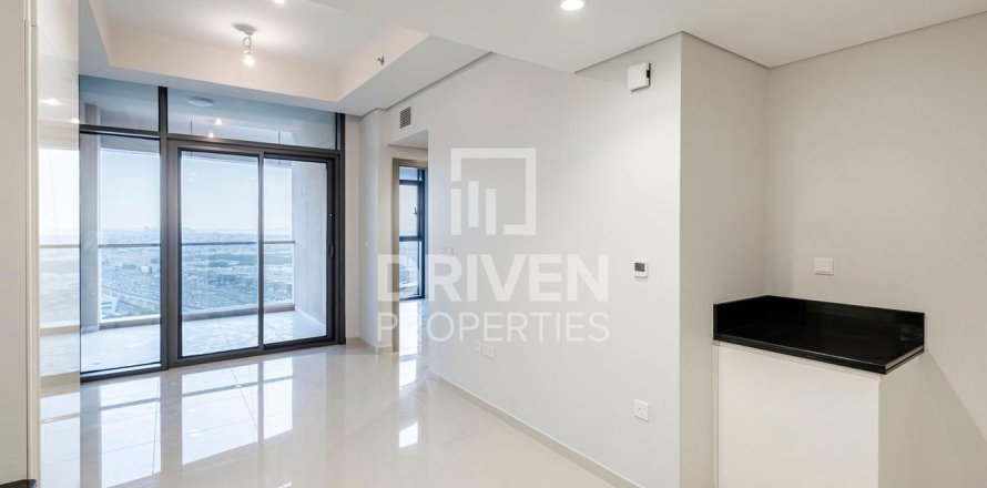 Business Bay, Dubai, UAE의 아파트 침실 2개, 75제곱미터 번호 655384