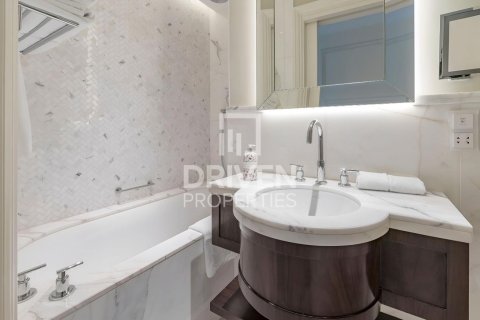 Қонақ үйдегі апартаменттер Даунтаун Дубай (Даунтаун Бурдж Дубай), БАӘ-да 4 жатын бөлмелер, 270 м² № 655395 - фото 11