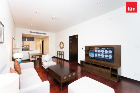 Lägenhet till försäljning i Palm Jumeirah, Dubai, UAE 1 sovrum, 138.8 kvm Nr. 686292 - fotografi 2
