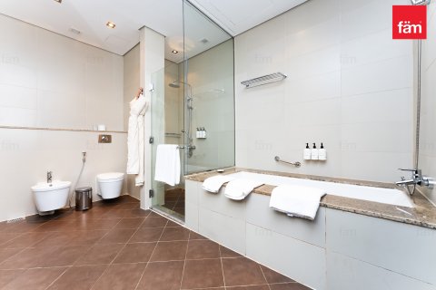 Lägenhet till försäljning i Palm Jumeirah, Dubai, UAE 1 sovrum, 138.8 kvm Nr. 686292 - fotografi 12