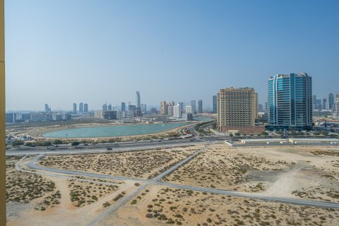 Apartmen di Jumeirah Golf Estates, Dubai, UAE 4 bilik tidur, 217.41 meter persegi № 762783 - foto 15