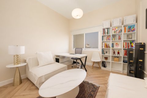 Apartmen di Jumeirah Golf Estates, Dubai, UAE 4 bilik tidur, 217.41 meter persegi № 762783 - foto 9