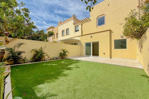 Villa in vendita a The Springs, Dubai, EAU 3 camere da letto, 153.85 mq. № 762787 - foto 1