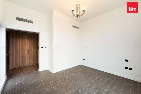 Villa til salgs i Dubai, Emiratene 4 soverom, 187.2 kvm Nr. 679046 - Foto 8